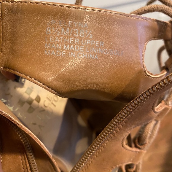 ELEYNA VINCE CAMUTO Sling back sandal - Picture 7 of 9